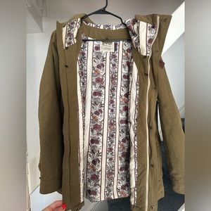 Burton medium sized olive green winter jacket